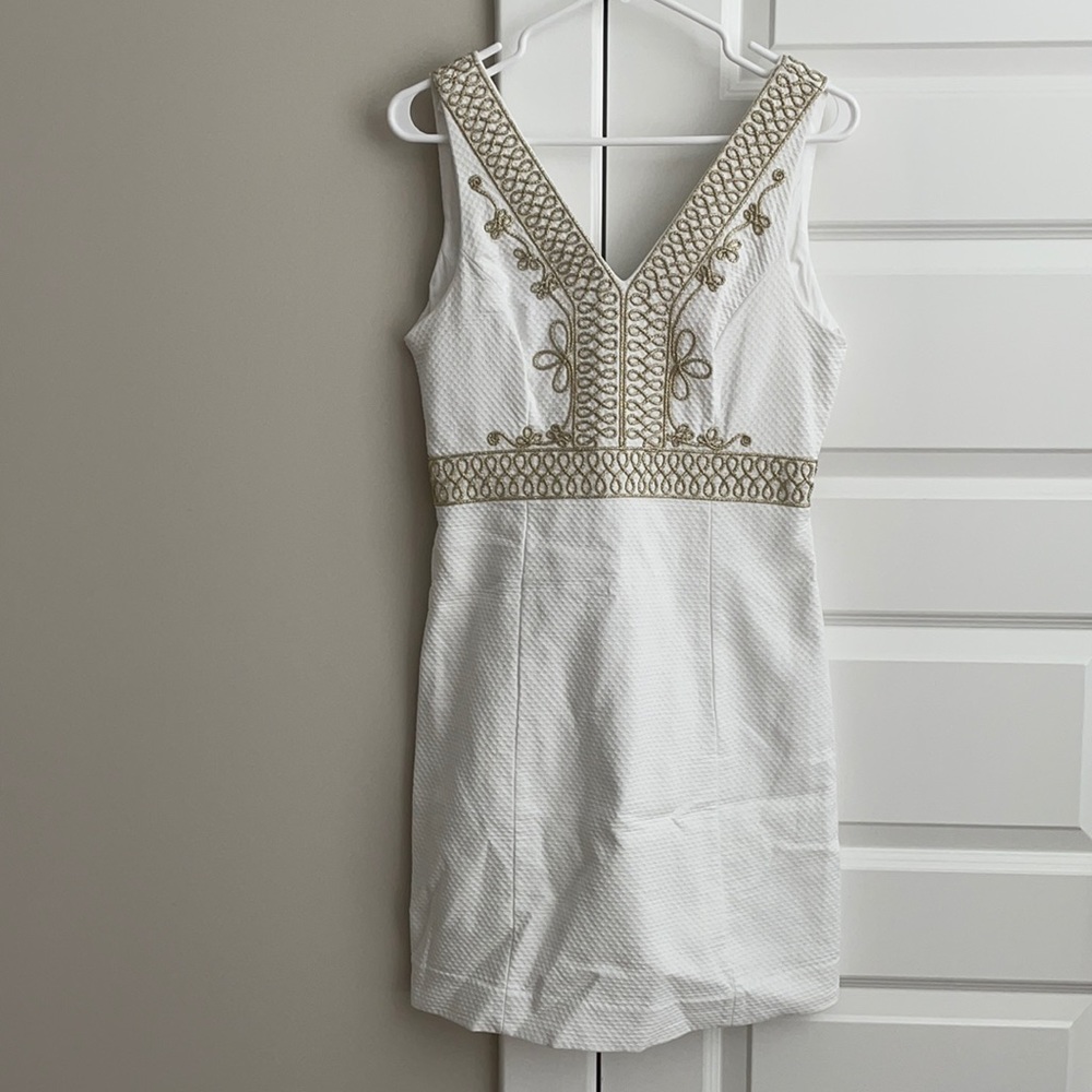 Lilly Pulitzer white and gold rehearsal dinner bridal shower dress size 2